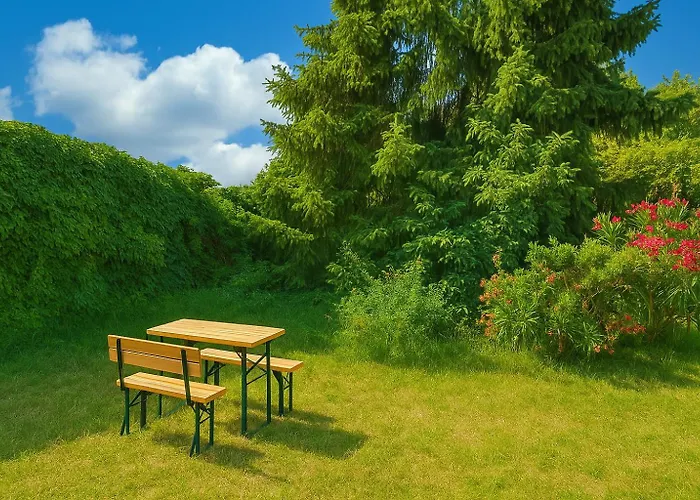 Ruhig In Zentraler Lage Mit Villen-flair